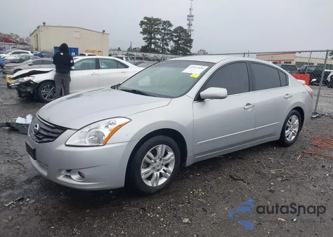 2011 Nissan Altima 2.5 S z USA, uszkodzony, nr VIN 1N4AL2APXBN433615